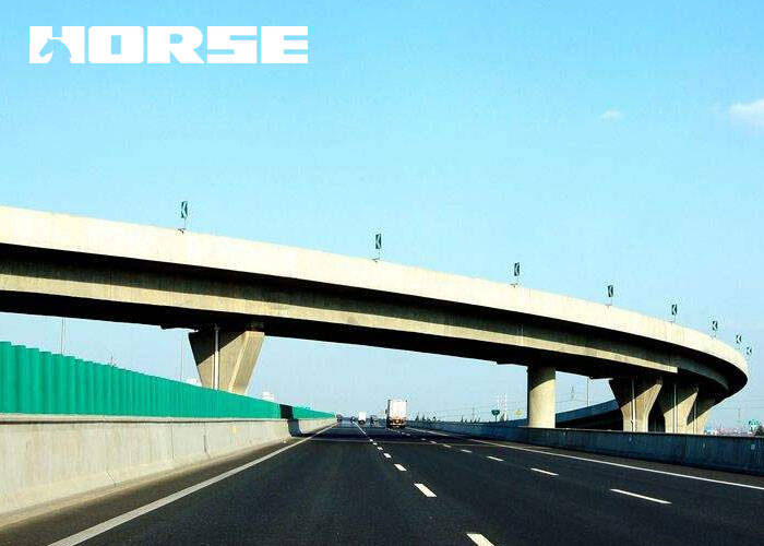 Bridge-beam-crack-strengthening-by-carbon-fiber-reinforced-polymer.jpg