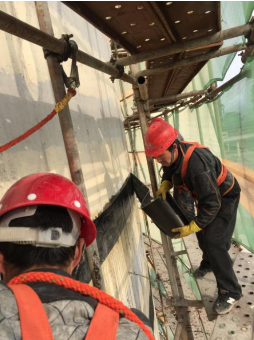 Bonded CFRP carbon fiber to the silo Bonded CFRP carbon fiber to the silo